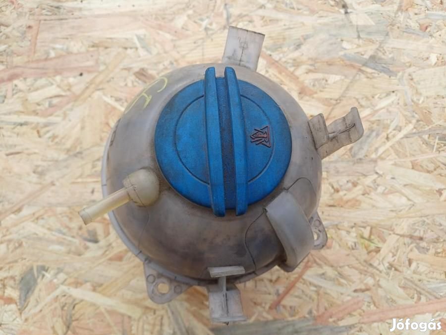 Vw Golf 5 (2005-2013) 1.9Tdi Diesel Kiegyenlítő Tartály