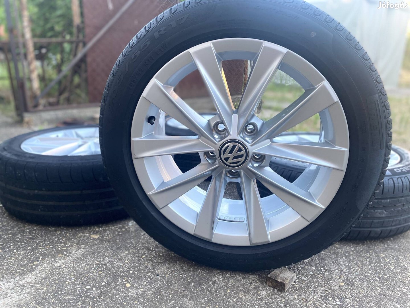 Vw Golf 7 Alltrack gyári 17"-os alufelni 205/50R17 dot3920