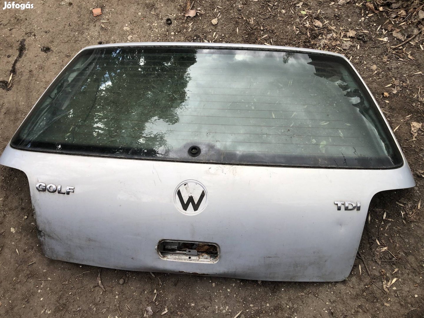 Vw Golf IV 4 csomagtér ajtó üveg rozsdás 