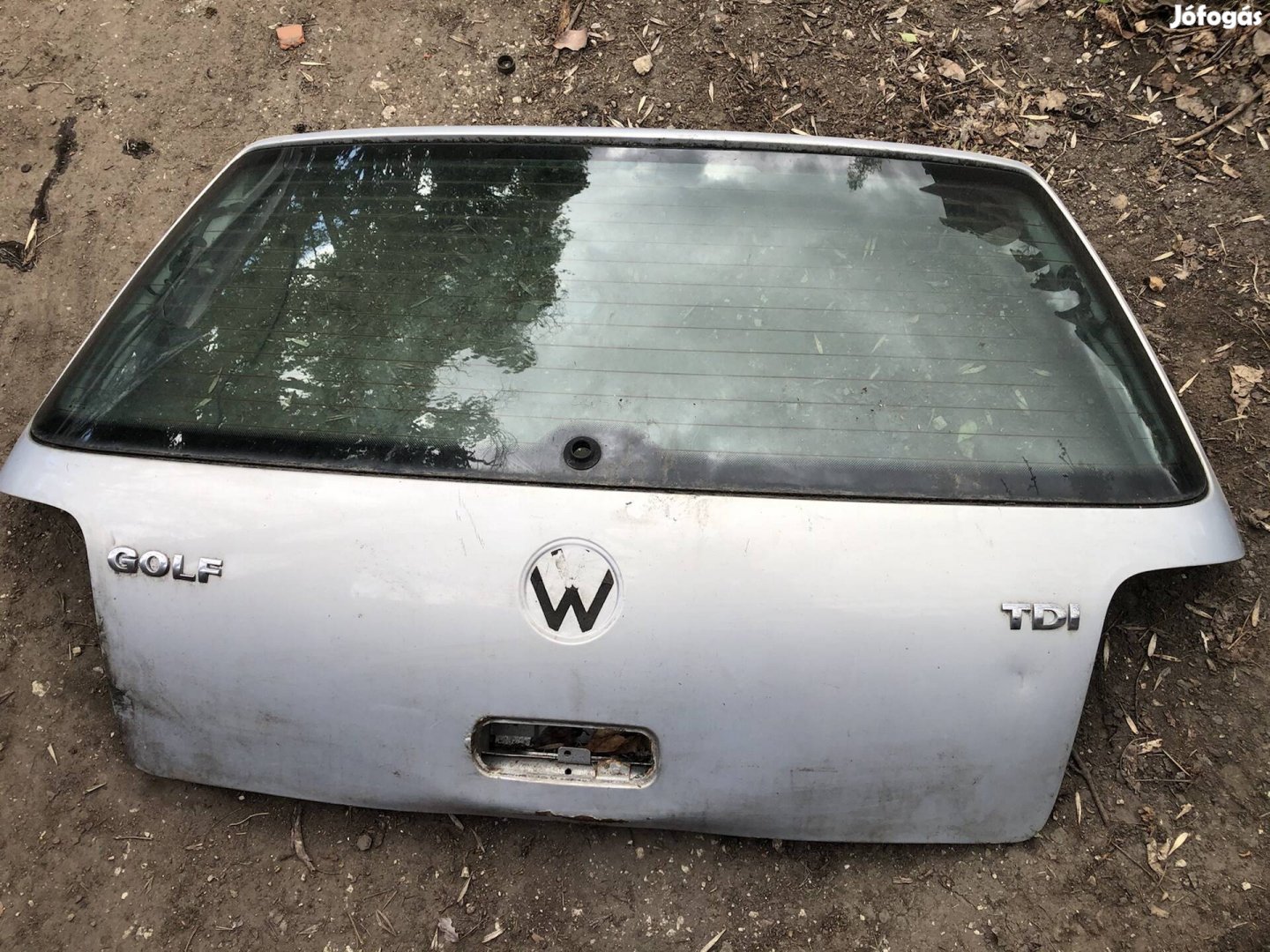 Vw Golf IV 4 csomagtér ajtó üveg rozsdás 