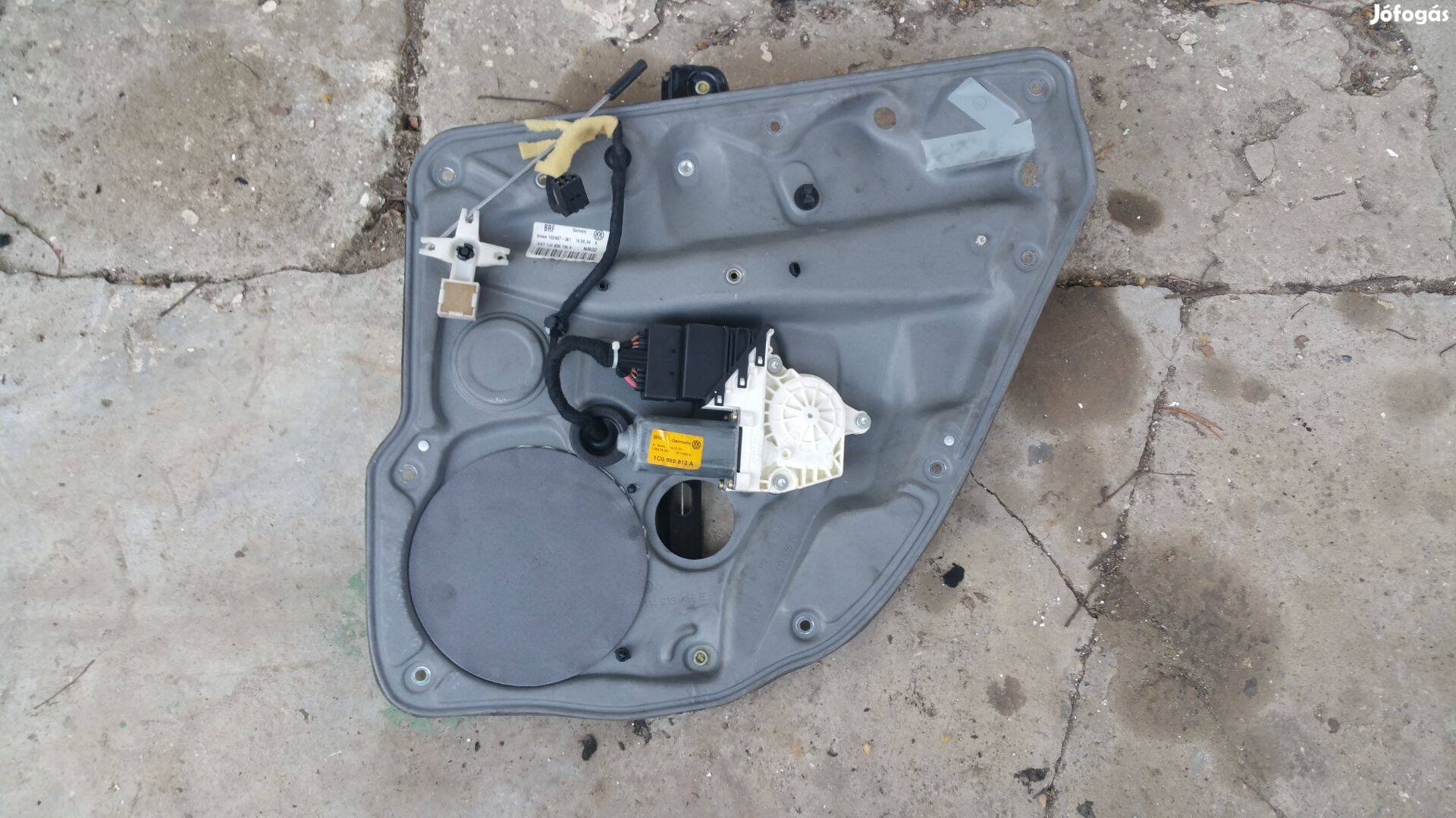 Vw Golf IV 4 kombi jobb hátsó elektromos ablakemelő szerkezet + motor