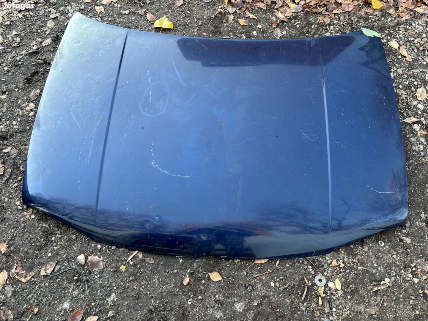 Vw Golf IV 4 motorháztető géptető horpadt