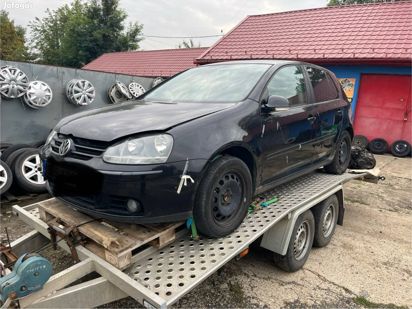 Vw Golf V 2.0pd,5ajtós alkatrészek