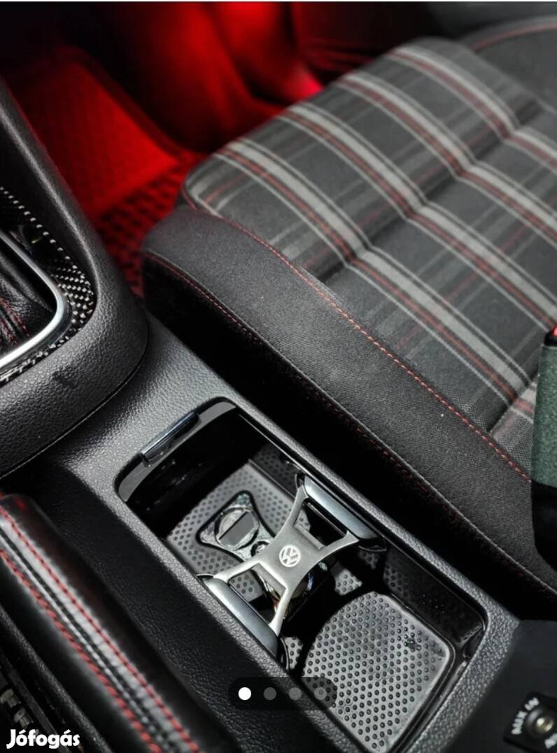 Vw Golfba való eredeti sörnyitó 