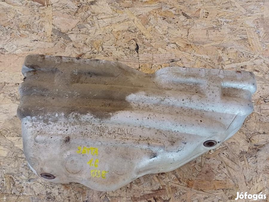 Vw Jetta 2005-2010 1.6 Benzines Kipufogó Leömlő Hővédő Lemez