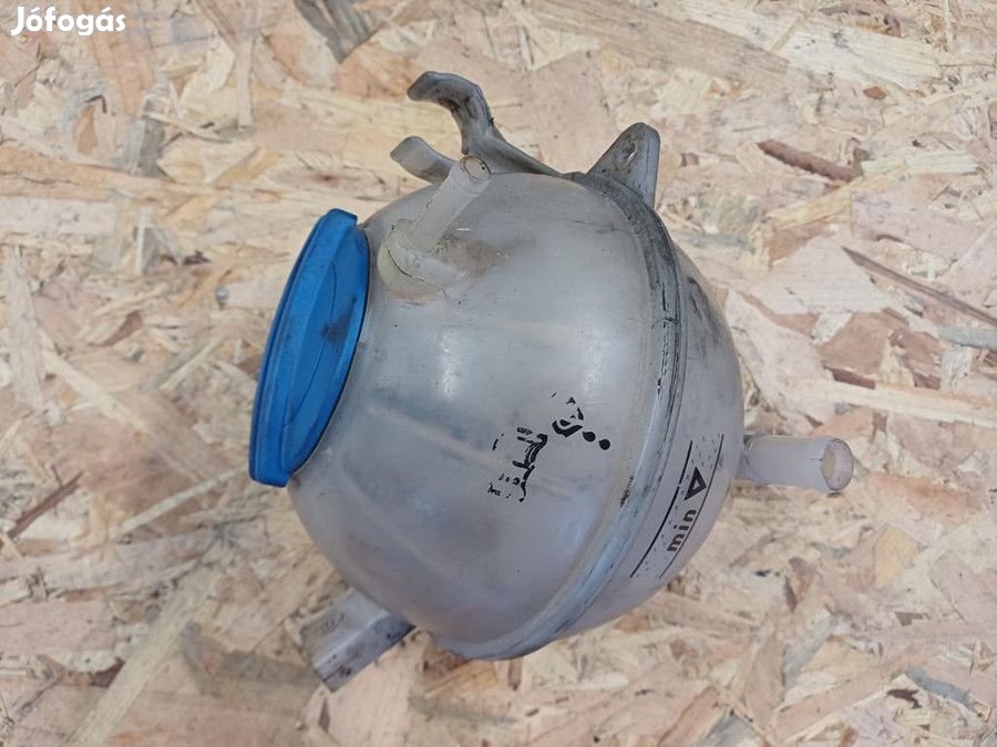 Vw Passat B6 2005-2011 1.9Tdi Diesel Kiegyenlítő Tartály