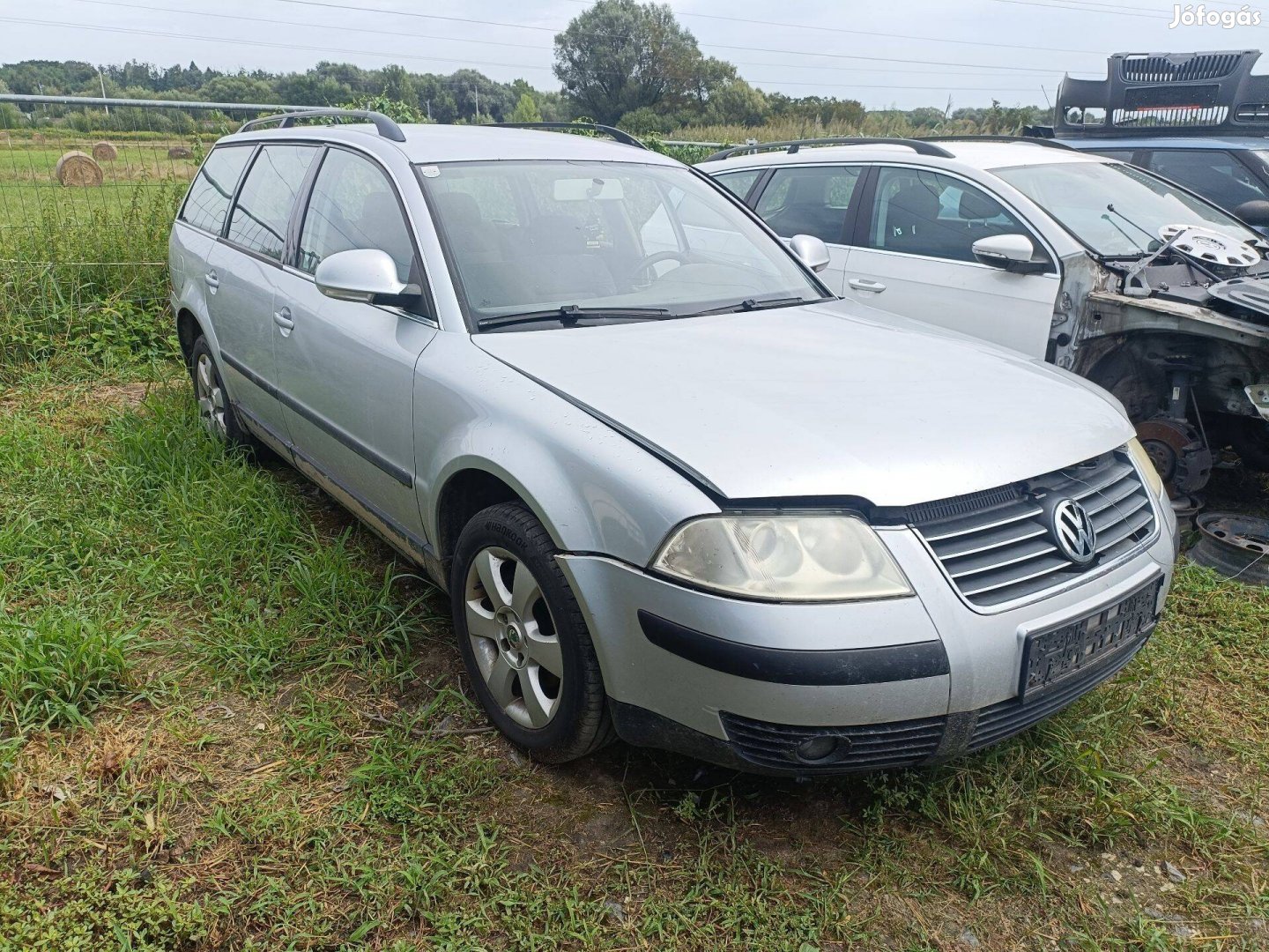 Vw Passat B 5.5,gyári karosszéria elem, LA7W színben eladó