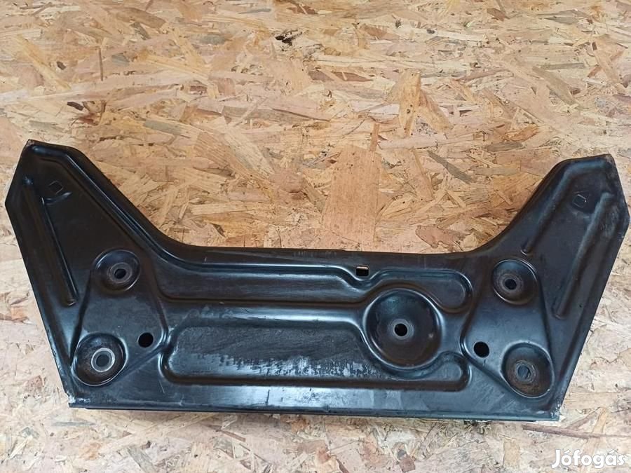 Vw Polo 9N (2001-2009)  1.4 Benzines Első Bölcső