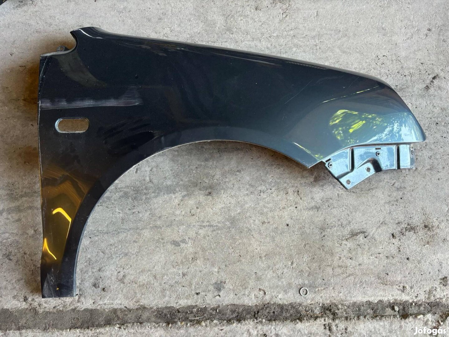 Vw Polo 9N jobb első sárvédő grafit szürke 