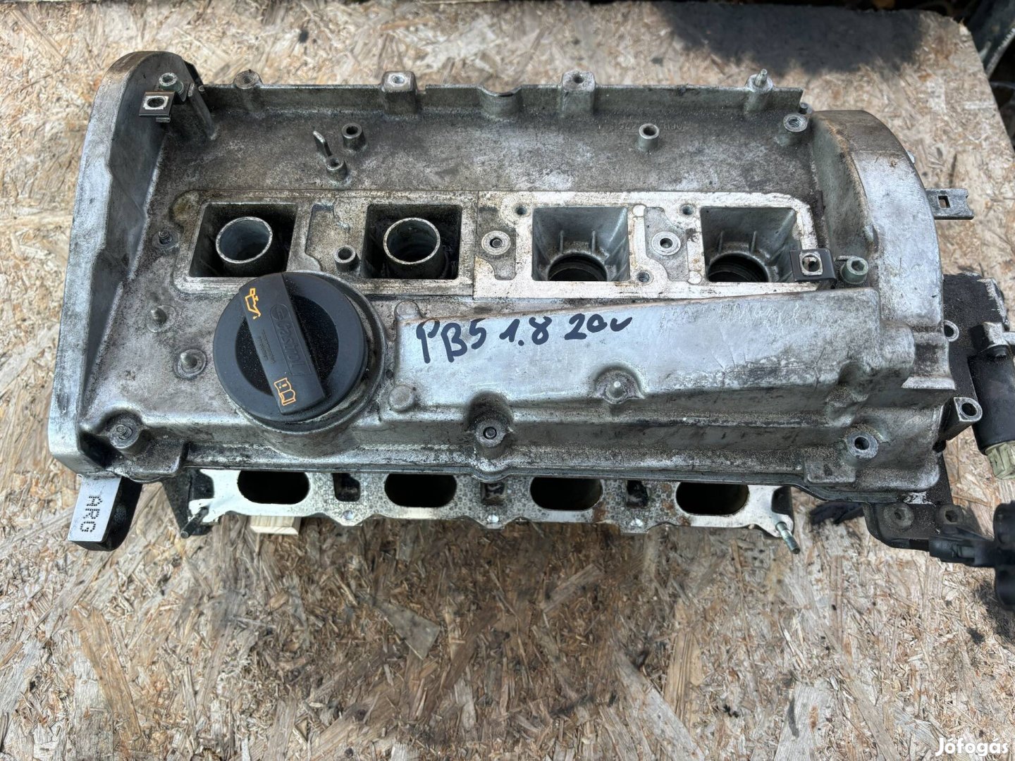 Vw Seat Skoda Audi Passat 1.8 20v hengerfej vezérműtengely 