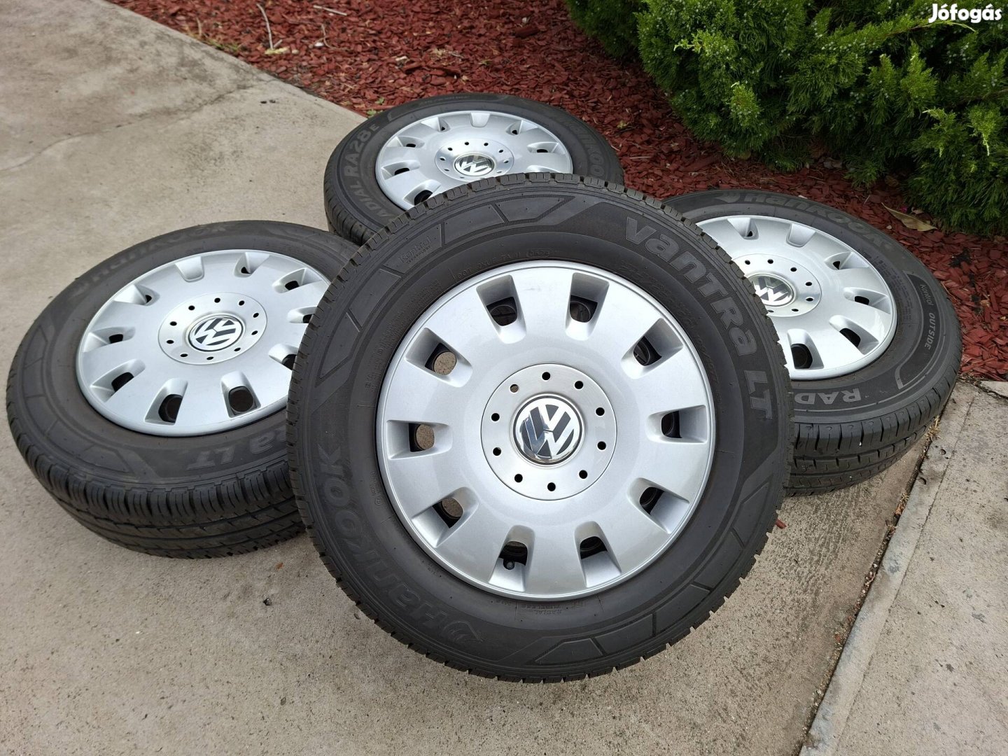 Vw T5 T6 Transporter 5*120 R16 lemezfelni 215/65 R16C Nyári gumi 