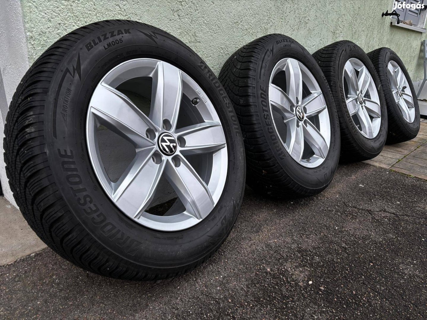 Vw Tiguan Gyári alufelni 215/65 R17