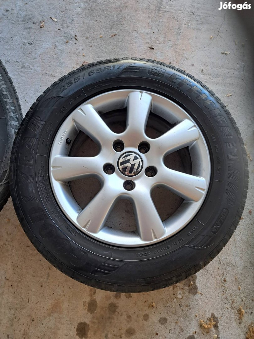 Vw Touareg 7p alufelni gumikkal
