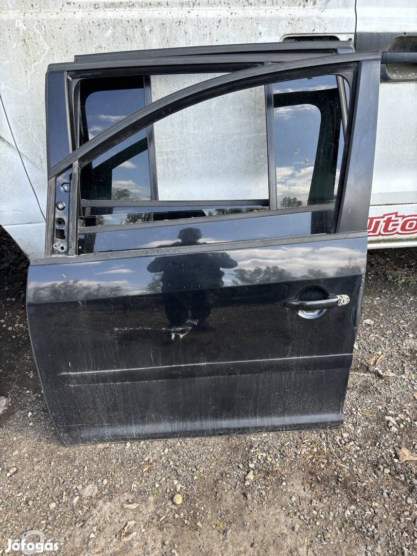 Vw Touran Caddy bal első ajtó fekete 
