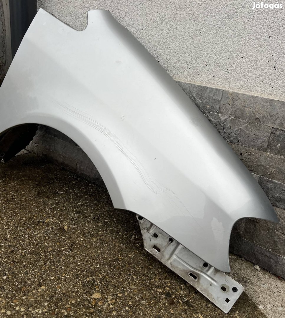 Vw Touran jobb első sárvédő gyári,teljesen rozsda mentes