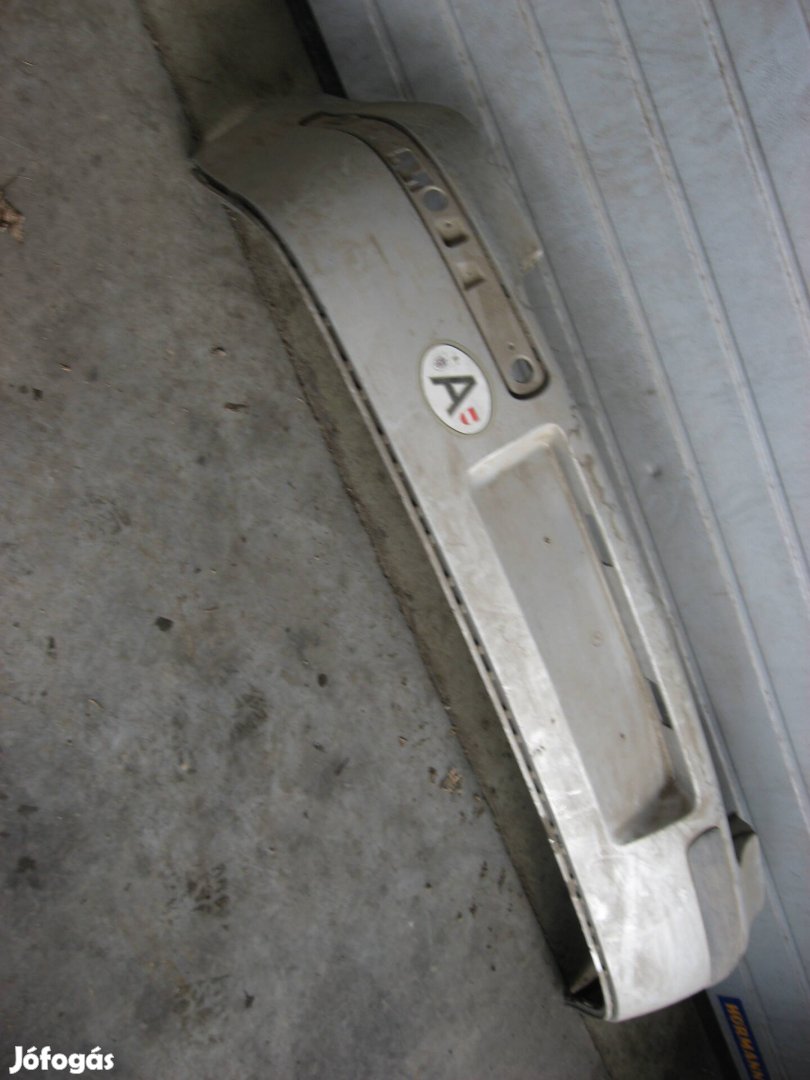 Vw Volkswagen Golf 4 hátsó lökhárító lökő