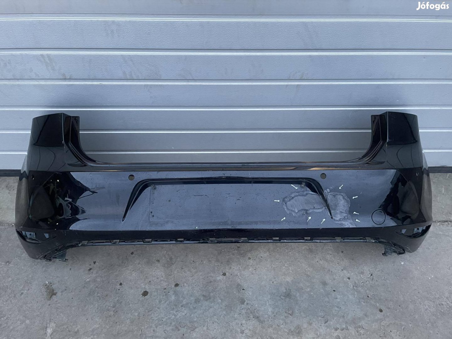 Vw Volkswagen Golf 7 hátsó lökhárító lökő 5G0 807 421 képeken látható