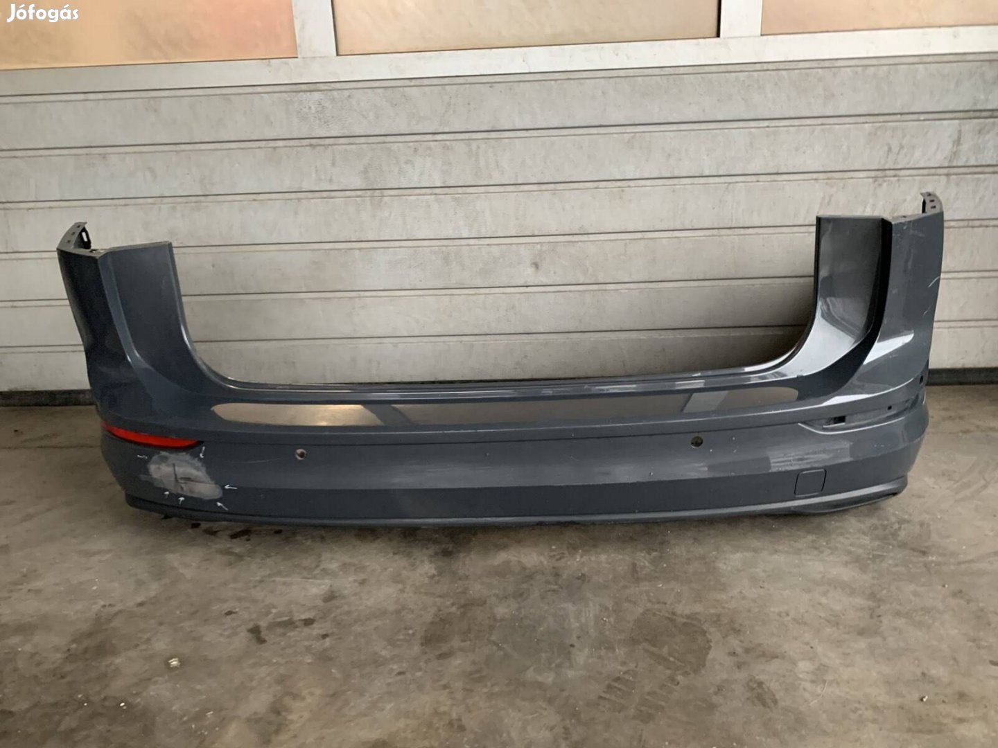 Vw Volkswagen Golf 8 kombi hátsó lökhárító lökő 2019- 5H9807421F