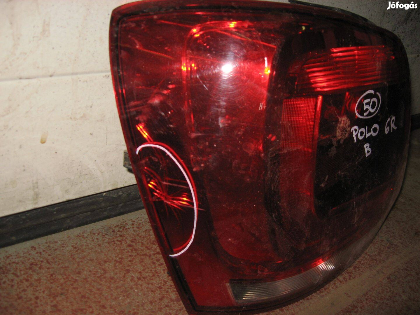 Vw Volkswagen Polo 5 6R bal hátsó lámpa búra sérült