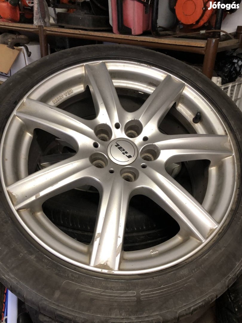 Vw alufelni R17" nyárigumival