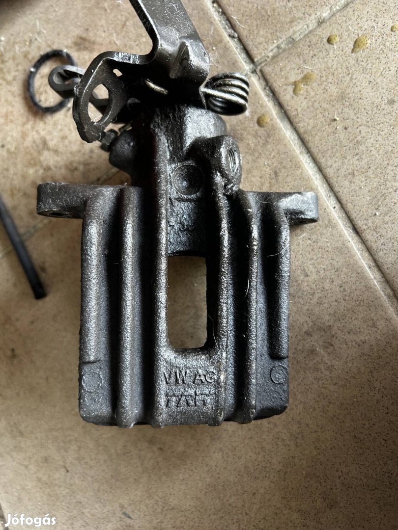 Vw-audi-seat-skoda 1KO hátsó féknyereg 