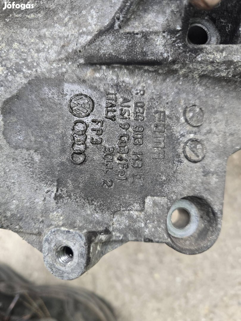 Vw-audi-seat-skoda BMN generátor  és motortarto bak 