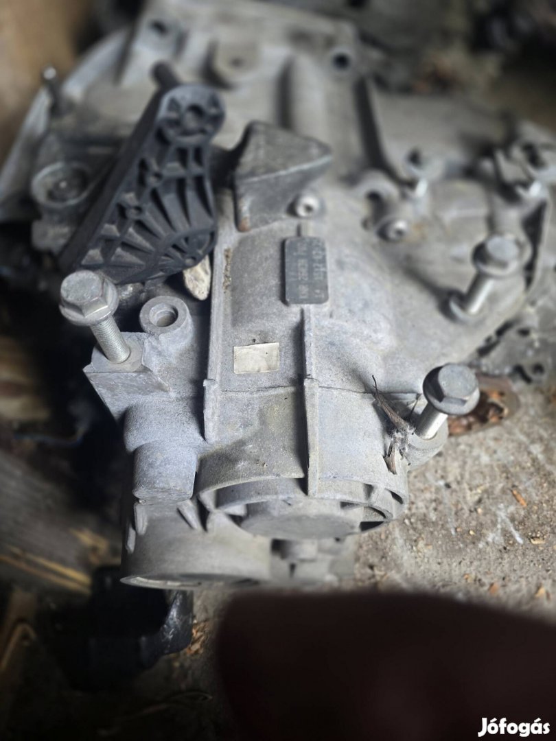 Vw-audi-seat-skoda váltó KNR kóddal 140 e. + csere db l 