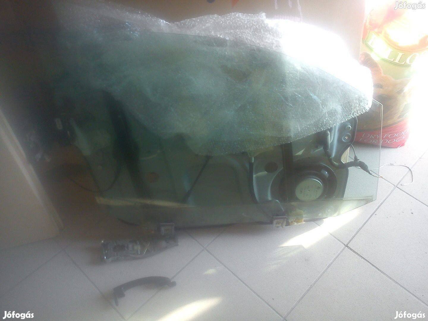 Vw caddy 2003- jobb első ajtópanel
