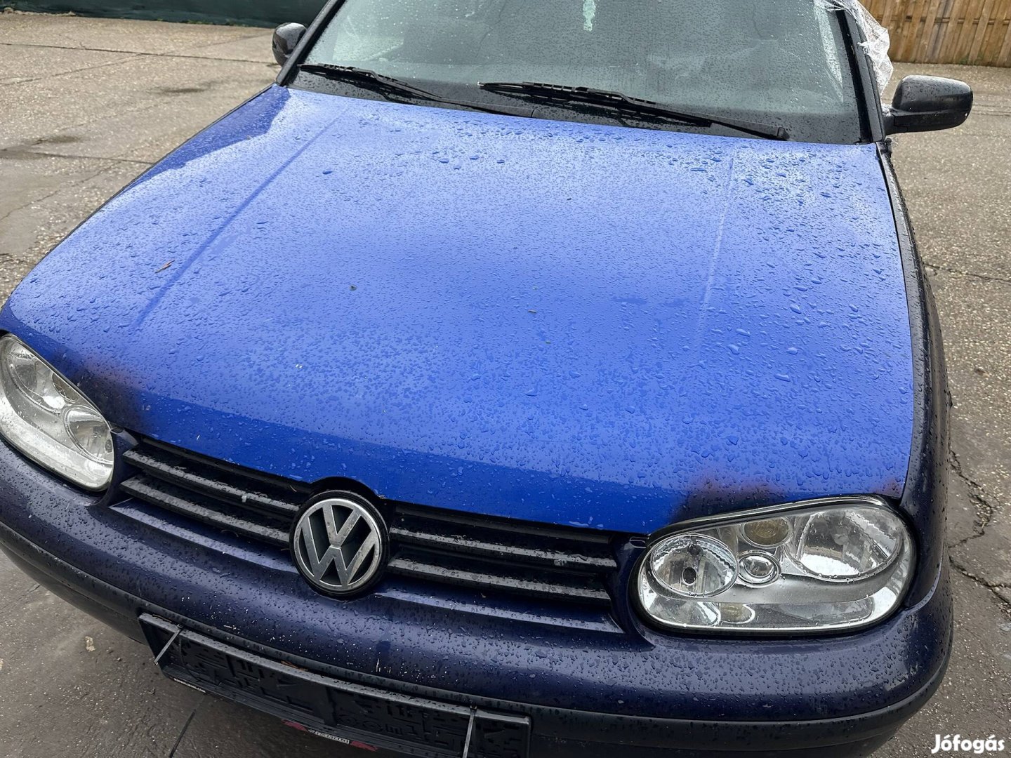 Vw golf 4 cabrio motorháztető