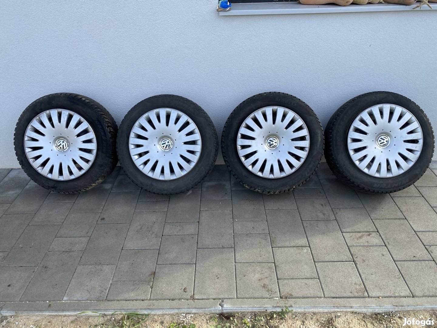 Vw lemezfelni garnitúra téligumival / 16"