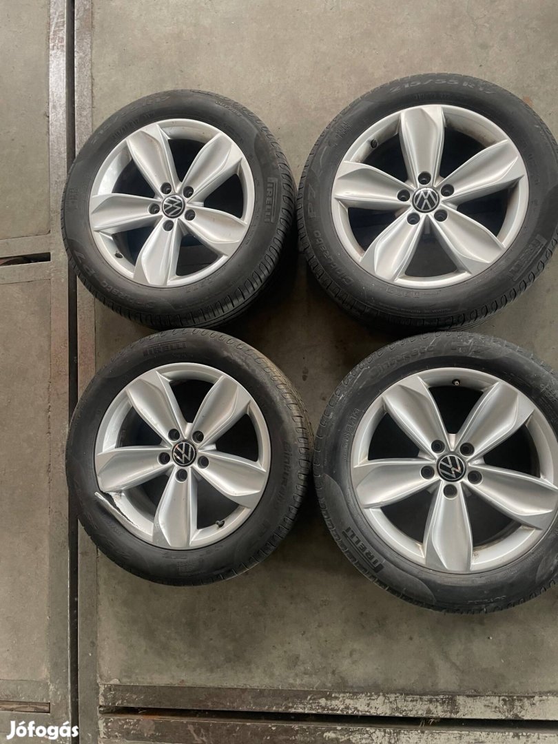 Vw passat 17 felni szett pirelli nyári gumi