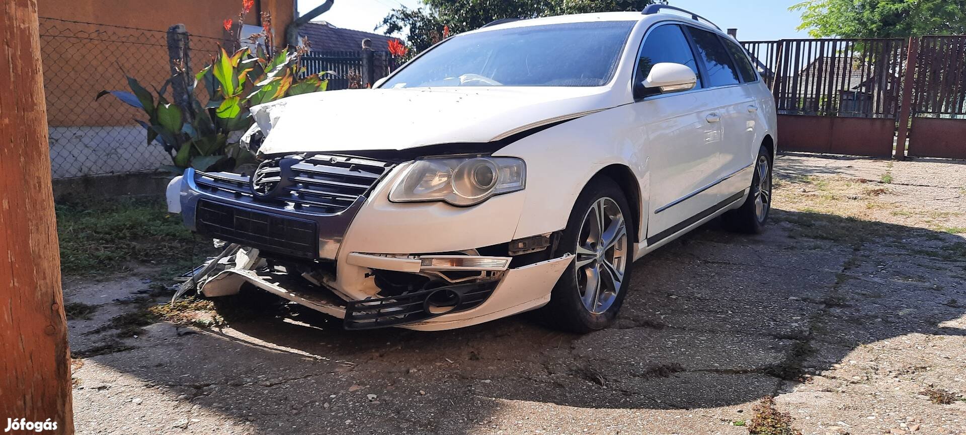 Vw passat b6 fullos belsővel  induló jó motorral BKP motorszám 