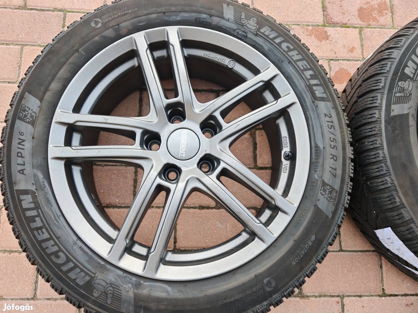 Vw passat b9 17 col alufelni 215/55r17 Michelin téli 2023