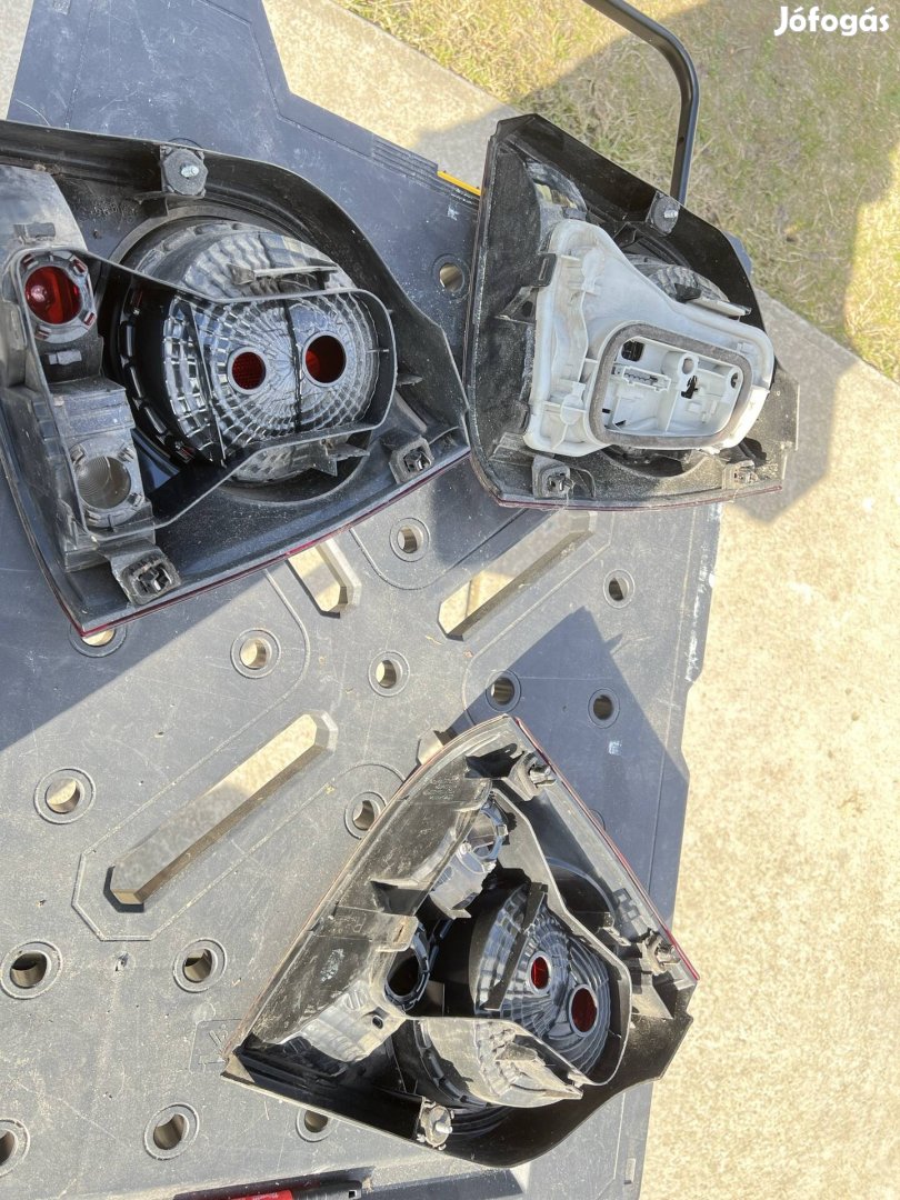 Vw polo 2008 hátsó lámpa