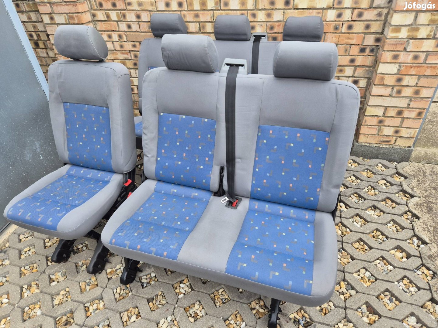 Vw transporter t5 caravelle hátsó középső ülés sor 9 személy