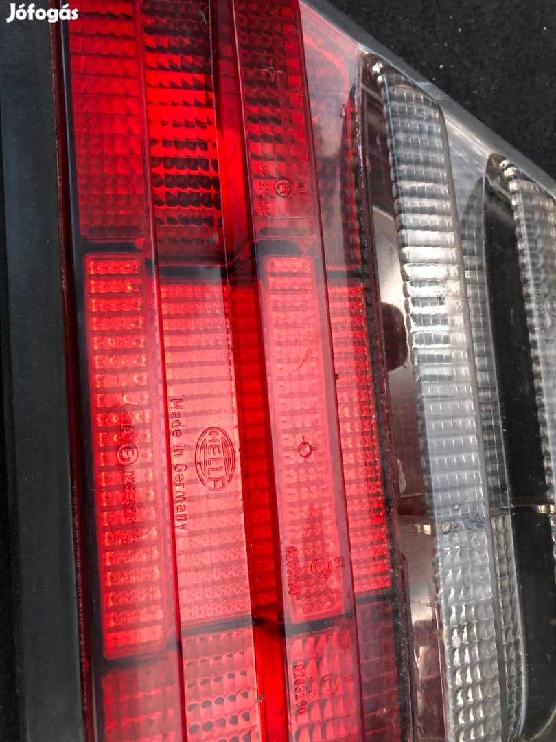 W124 E Class Lámpa Hella