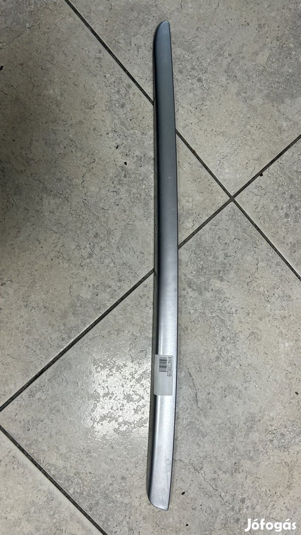 W164 j.e.ajtókárpit díszléc eladó