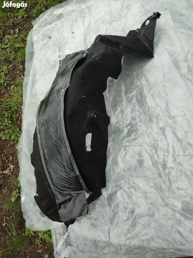 W176 W246 dobet+csomagtér burkolatok+alkantara kárpit betét+diszcsik