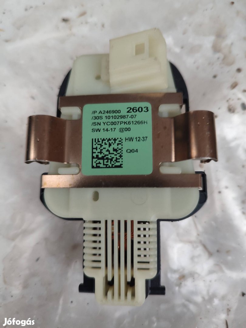 W176 W246 első szélvédő érzékelő tarto