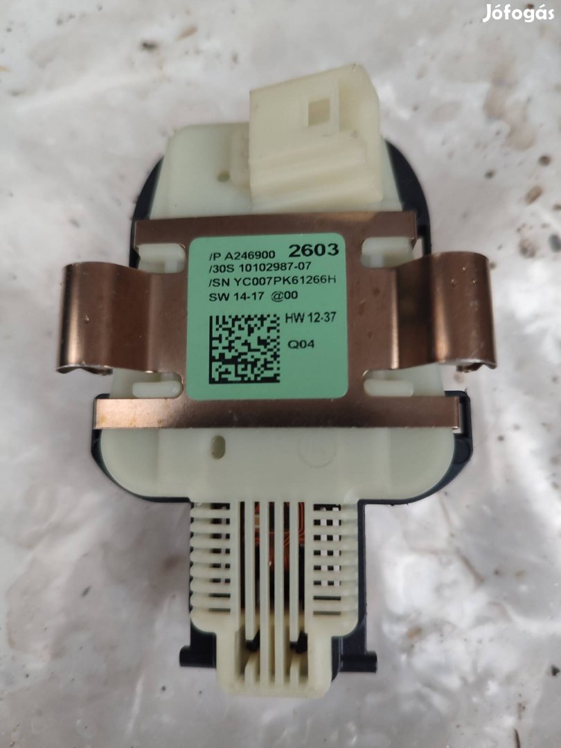 W176 W246 sötétség érzékelő jeladó szelvedo