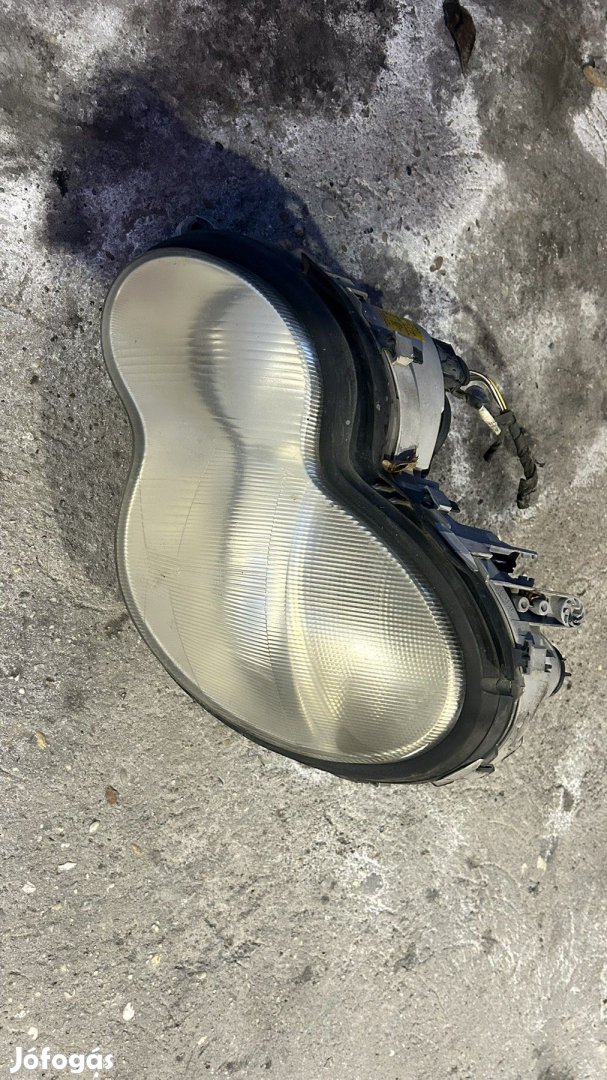 W203 BAL ELSŐ XENON FÉNYSZÓRÓ A2038201161 eladó