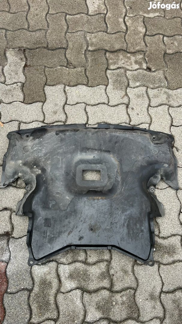 W203 burkolat A2035243230 eladó