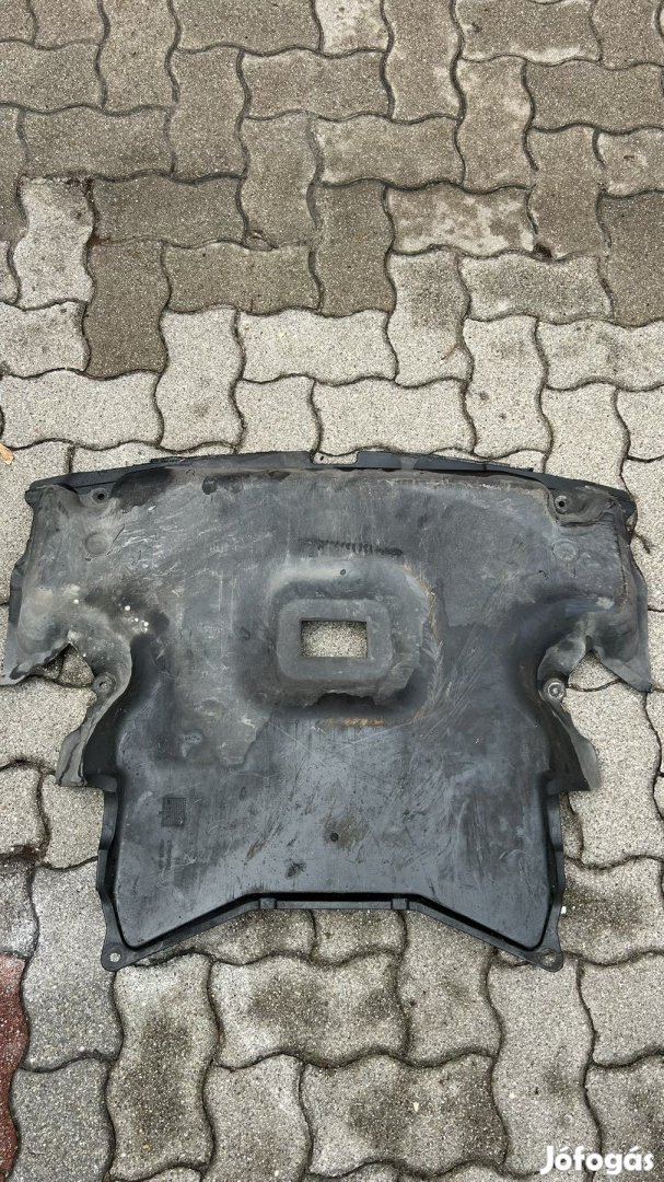 W203 burkolat A2035243230 eladó