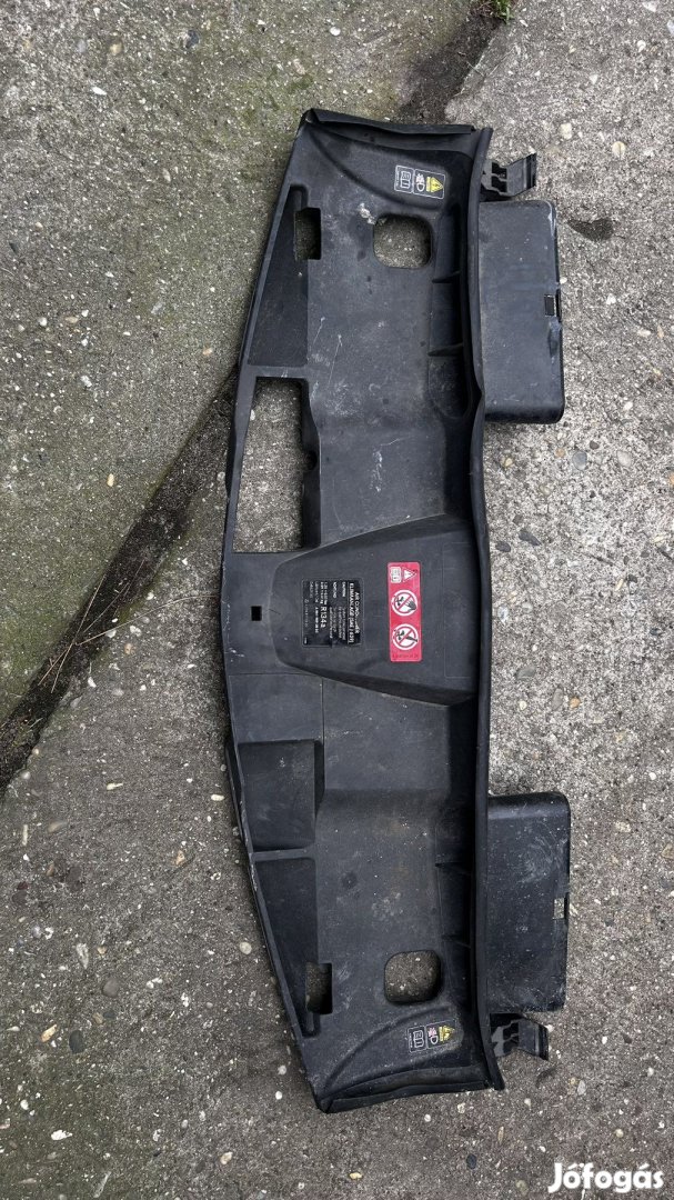 W204 légbeömlő A2048174920 eladó