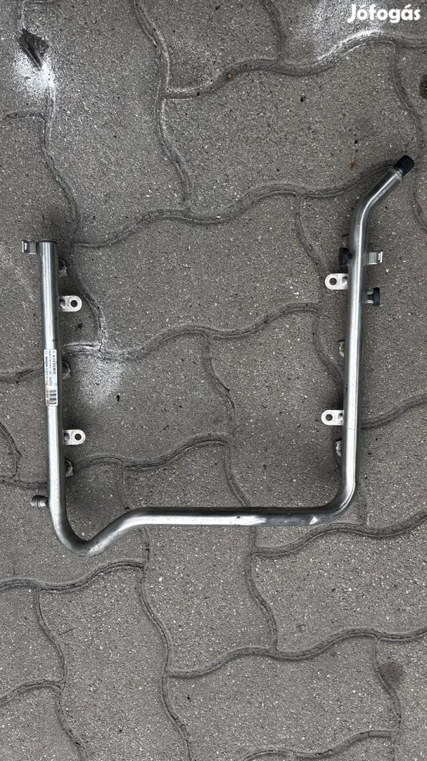 W210 tüzelőanyag elosztó A1120700295 eladó