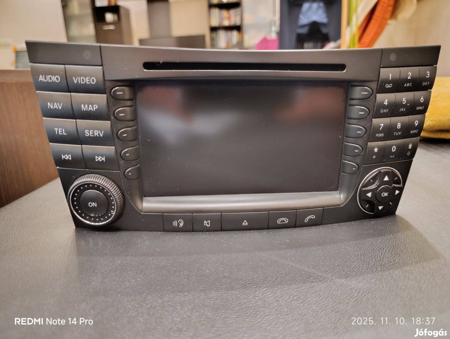 W211 navigációs fejegység