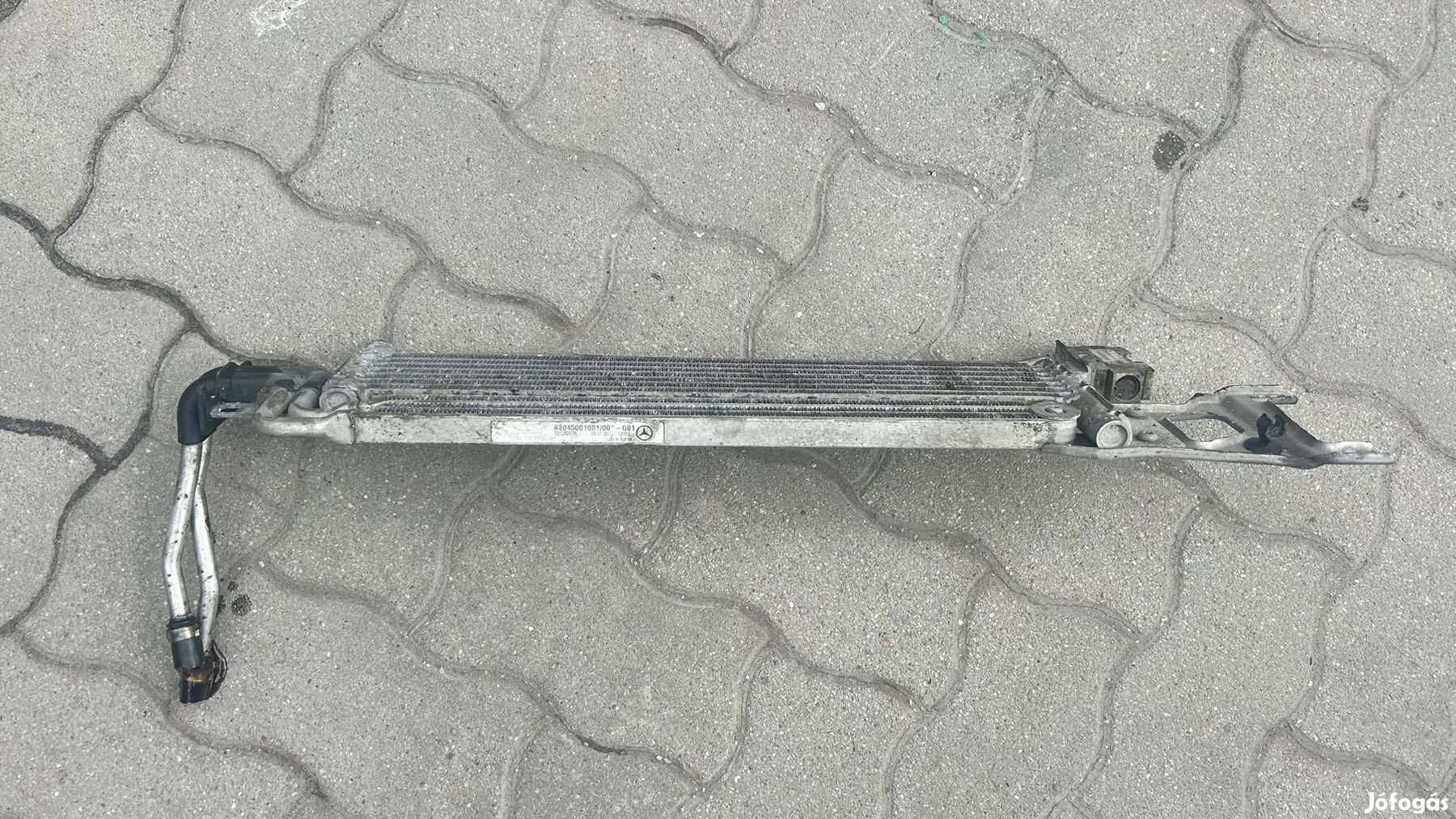 W212 OLAJHŰTŐ A2045001001 eladó