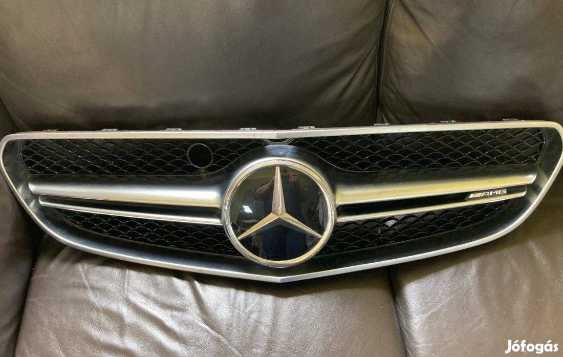 W217 AMG S63 hűtőmaszk coupe-cabrio A2178880011 eladó