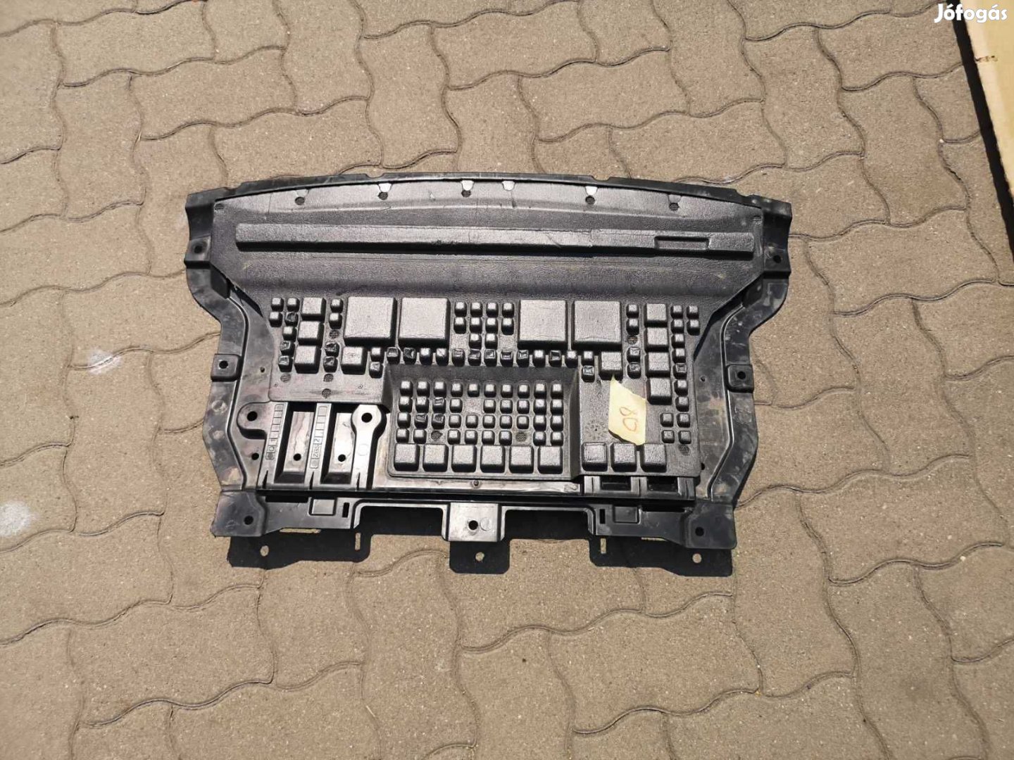 W223 alsó motorvédő burkolat eladó