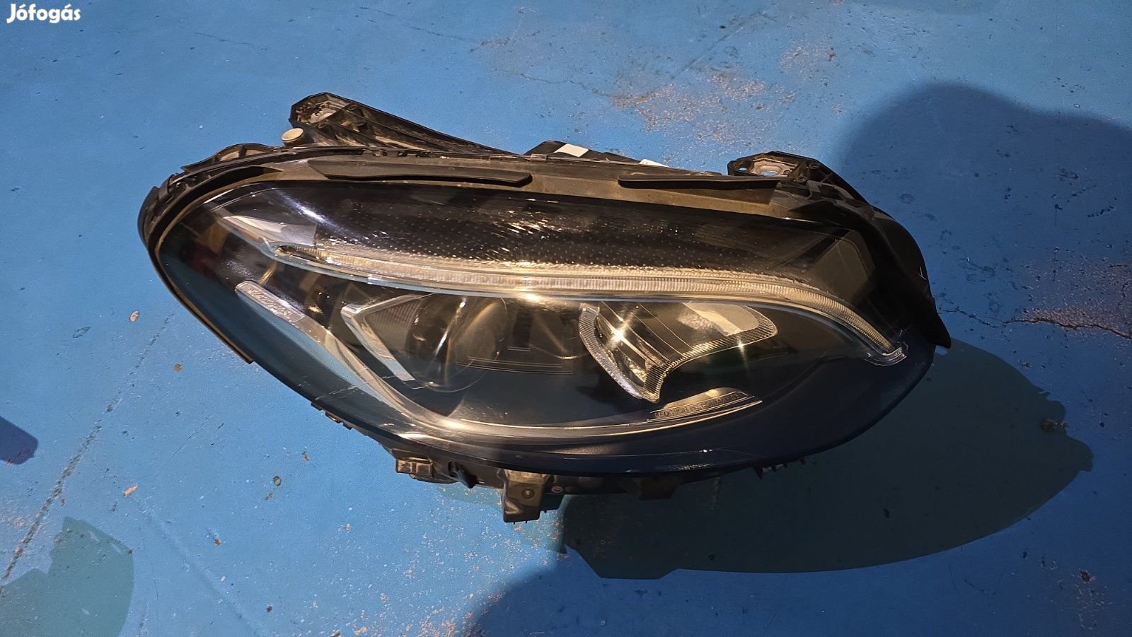 W246 Led High performance Jobb fényszóró A2469066201 eladó